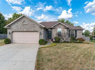 4116 Silver Glade Trl, Sellersburg, IN 47172