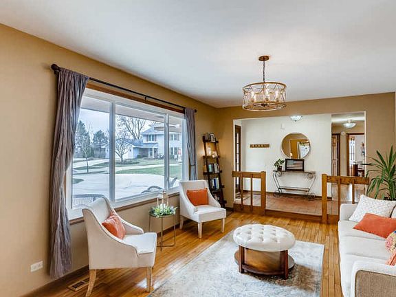 5th image of 2371 Sans Souci Dr