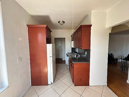 4th image of 111-45 76th Dr #E4