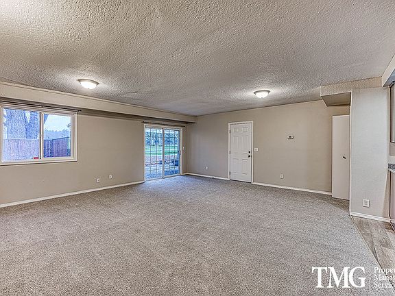 4th image of 9910 NE 30th Cir