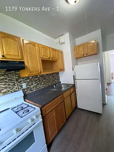 1179 Yonkers Ave #1 Photo 1