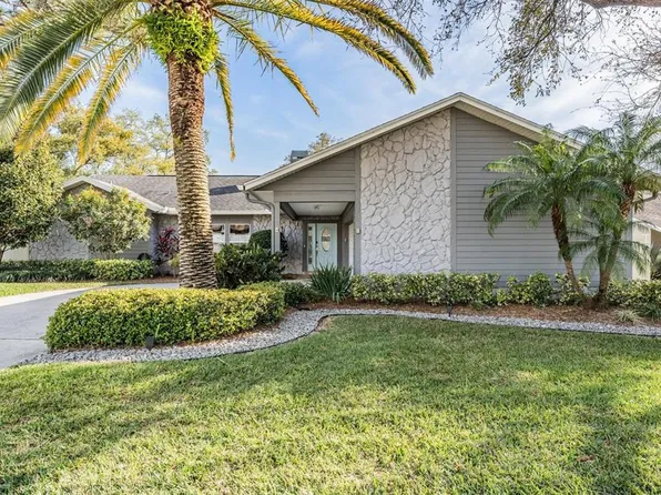 620 Fayette Dr N, Safety Harbor, FL 34695