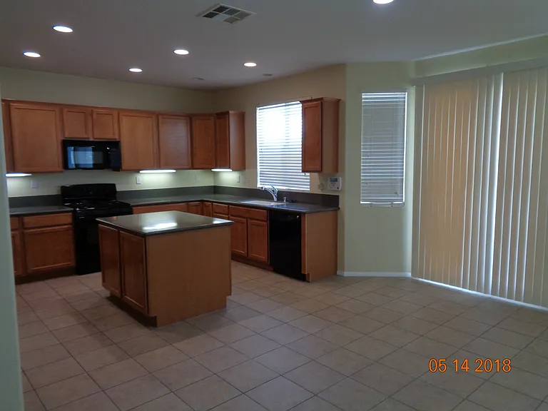 44948 Mariposa Dr — Photo 12