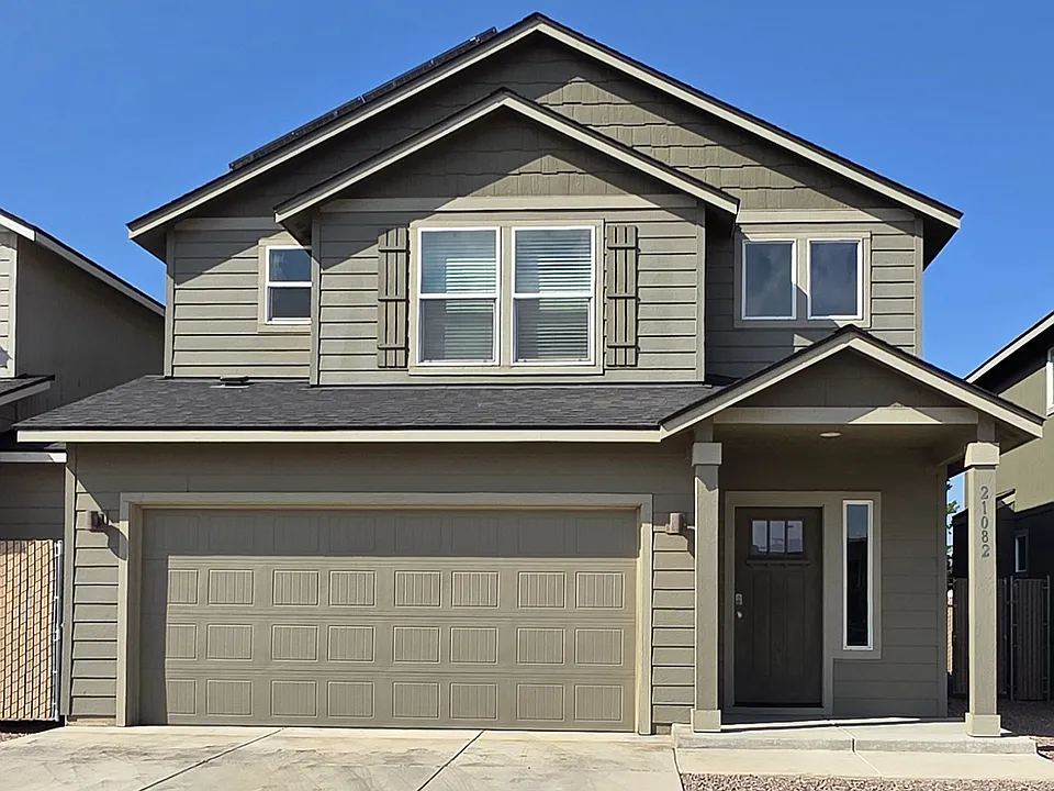 21082 NE Gracie Ln