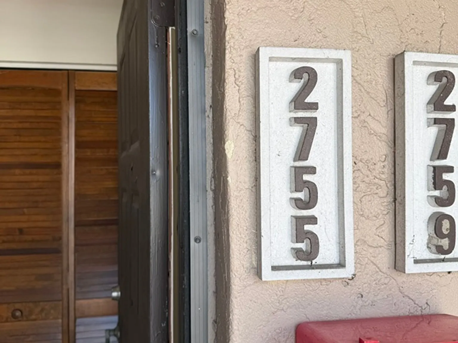 Coral Gardens one bedroom Condo — Photo 1