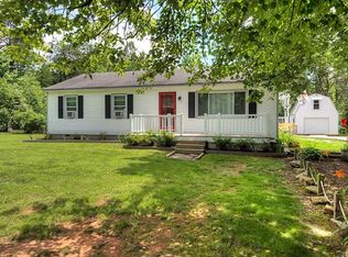 2611 Chapel Hill Rd, Goochland, VA 23063