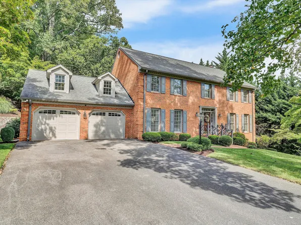 5184 Meadow Valley Cir, Roanoke, VA 24018