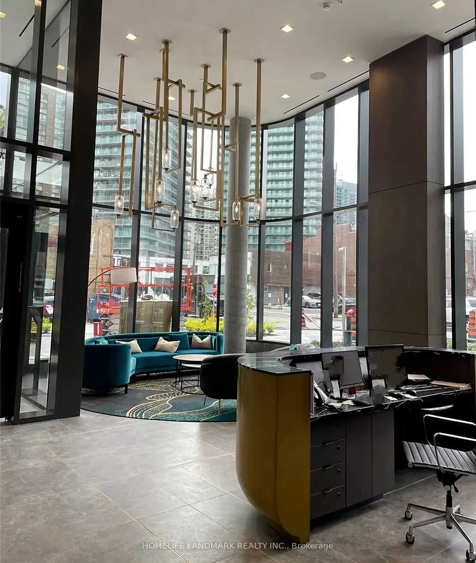 2 bed, $3,000 — Photo 2