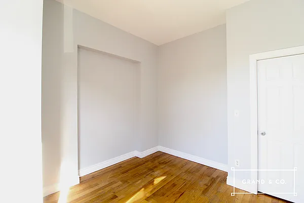 Rented by Grand & Co. | media 13