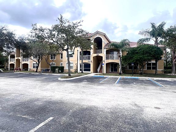 2nd image of 5620 NW 61st Street #1219