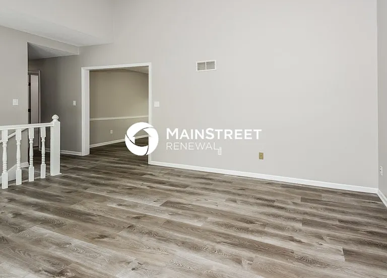 404 NE Station Dr — Photo 10