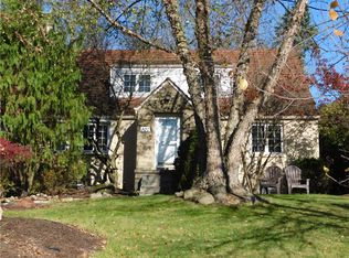 301 Streets Run Rd, Pittsburgh, PA 15236