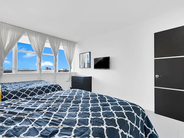 3140 S Ocean Dr #1211 — Photo 24