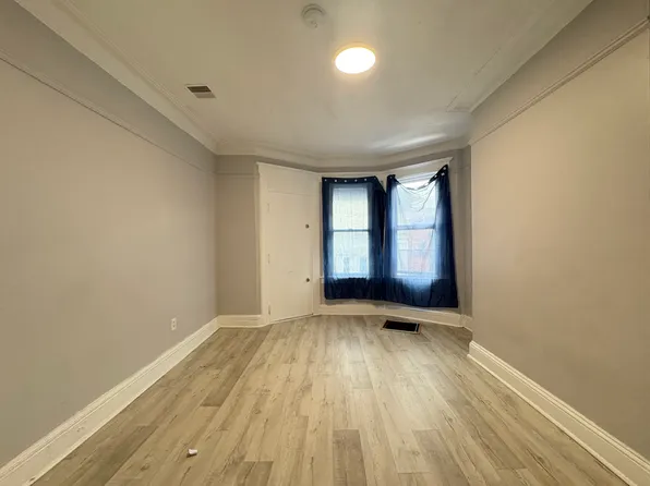 441 Bergen Avenue image 3 of 5