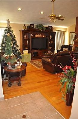 5th image of 2 Taylor Dr
