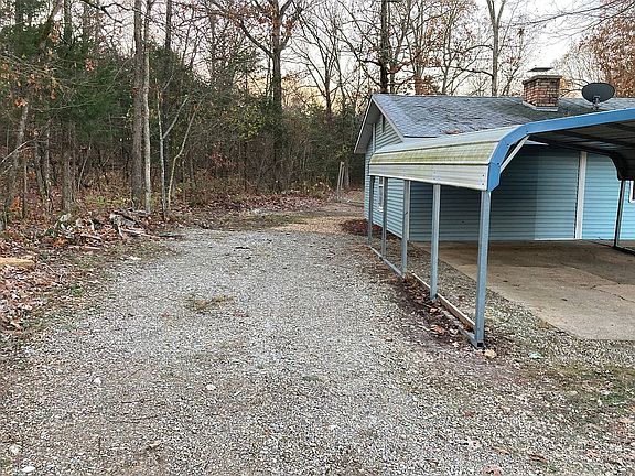 2nd image of 135 County Road 343