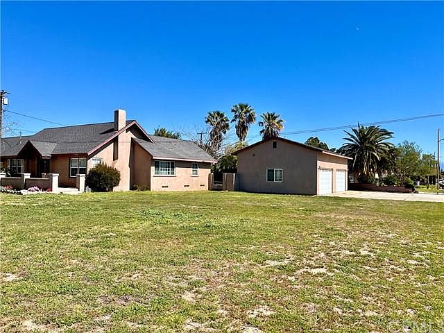 1st image of 9057 Palmetto Ave