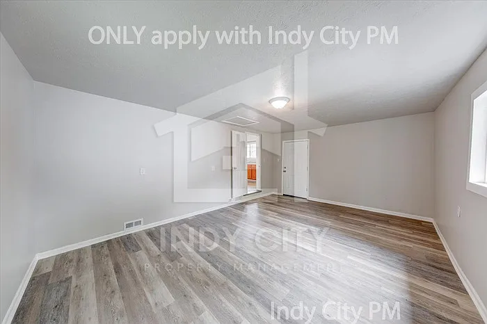 1144 McDougal St — Photo 5
