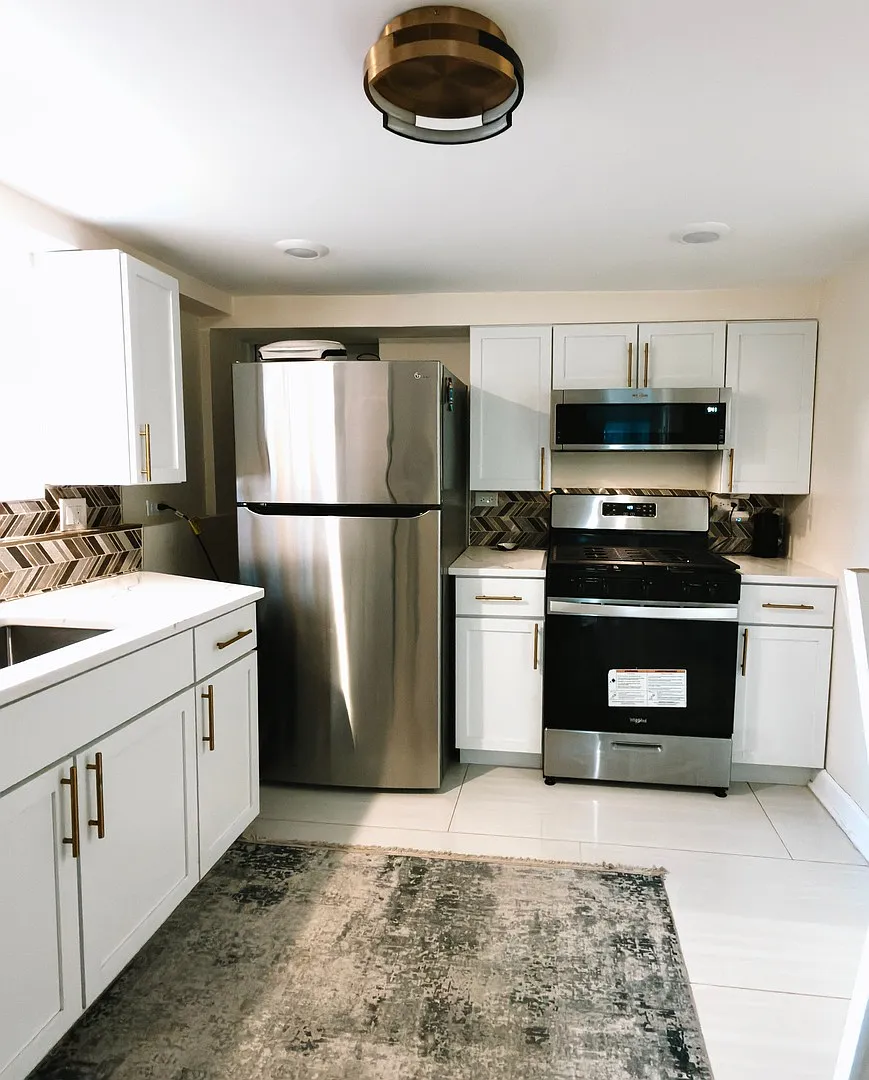 2 bed, $1,850 — Photo 2