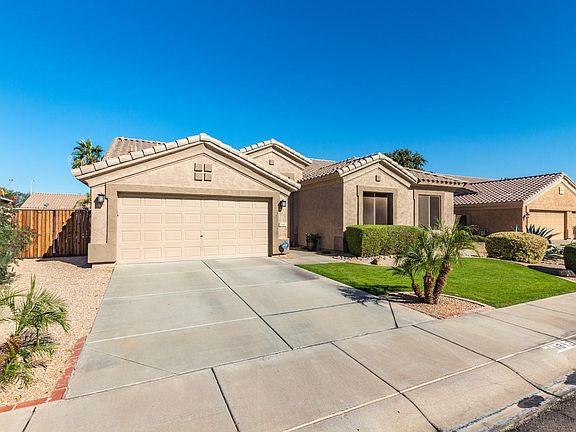 5th image of 1312 W Longhorn Dr