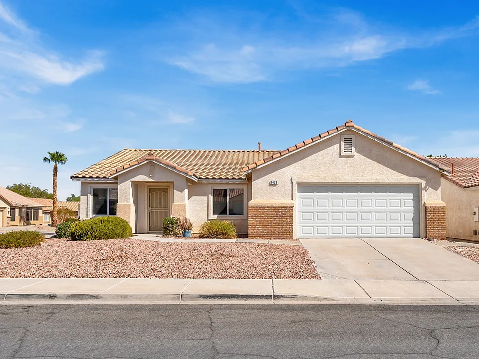 1426 Bugle Boy Dr