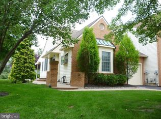 23 Dorset Dr, Medford, NJ 08055
