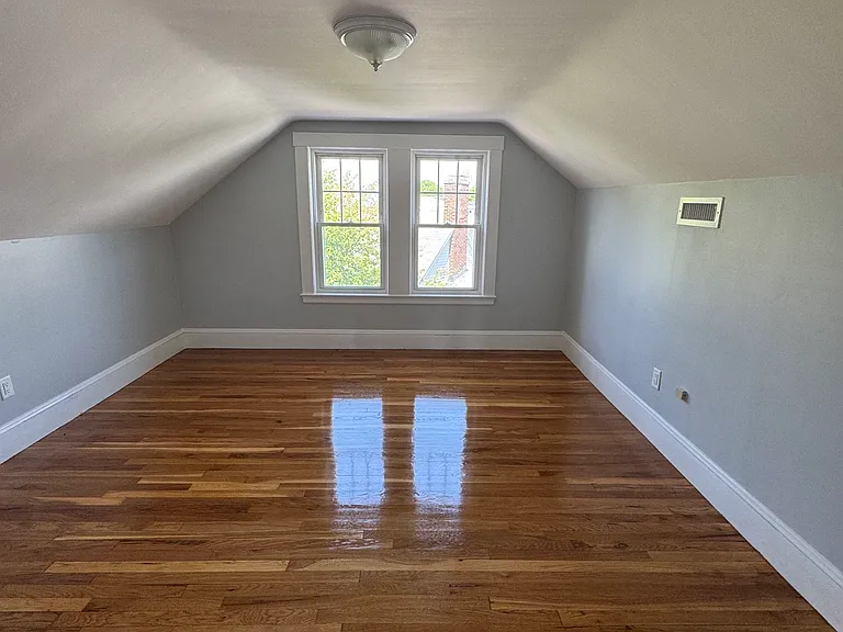 61 Templeton Pkwy #61 — Photo 10