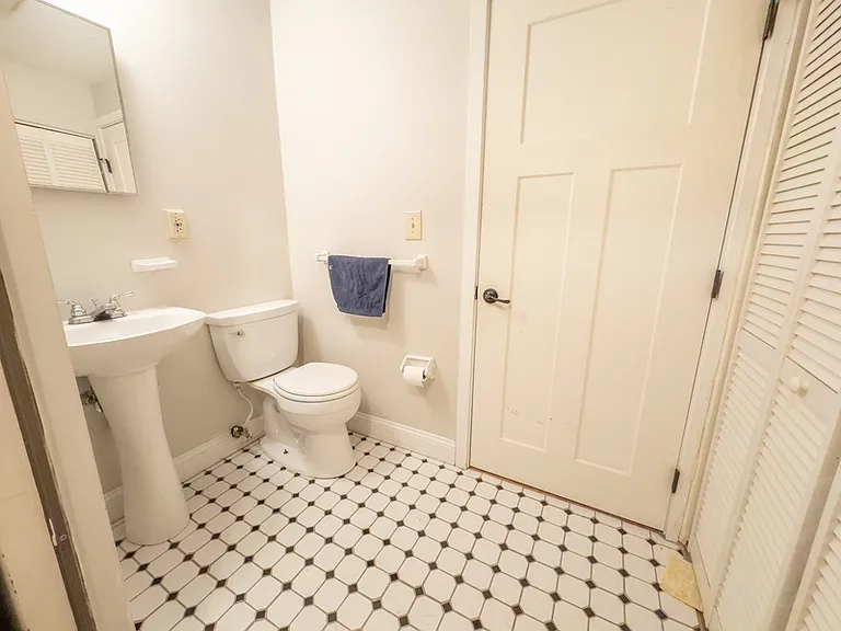169 Erie St #2 — Photo 19