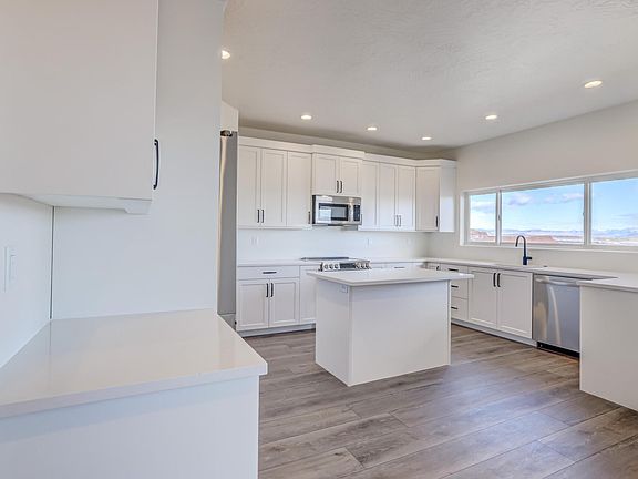 5th image of 840 N Twin Lakes Dr #407