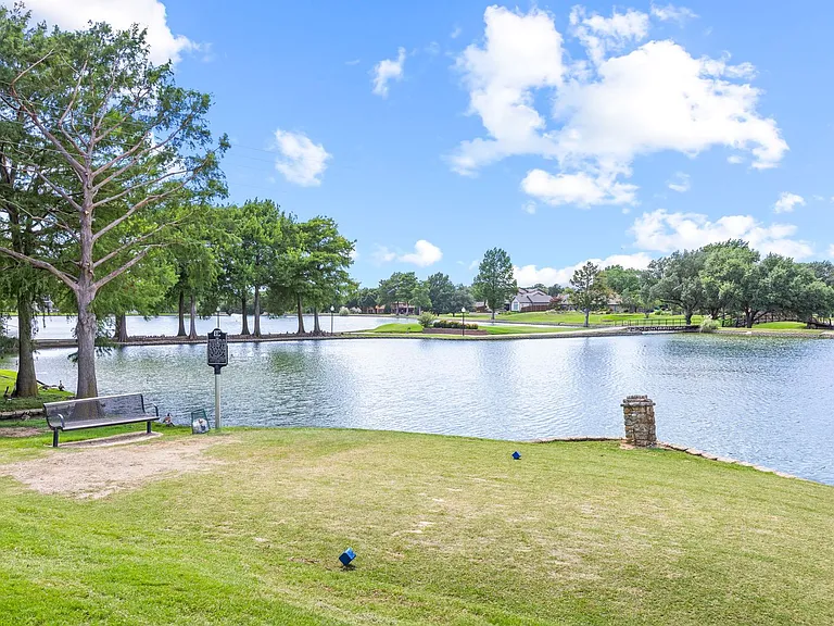2955 Country Place Cir — Photo 35