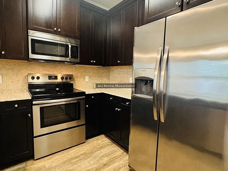 7B Concord St #102002002 — Photo 8