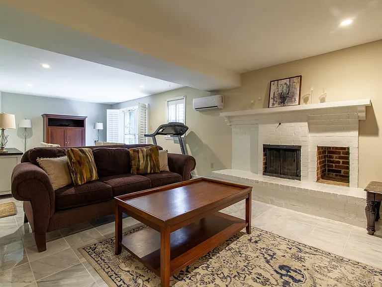 6034 Chesterbrook Rd #B — Photo 35