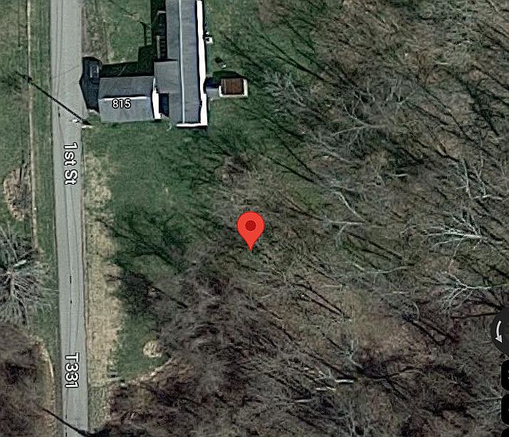 1st image of 819 1st St