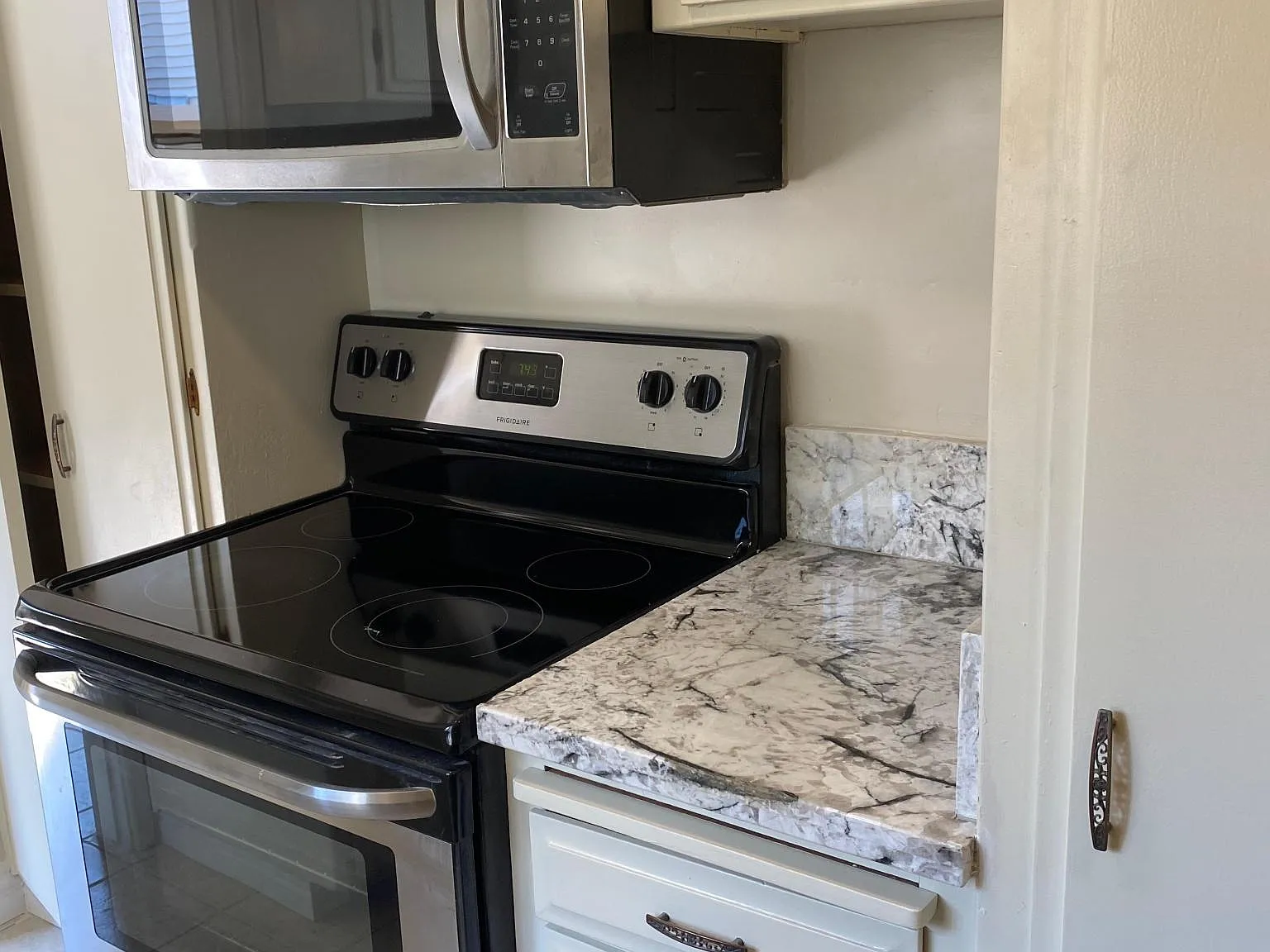 3590 Front St — Photo 3
