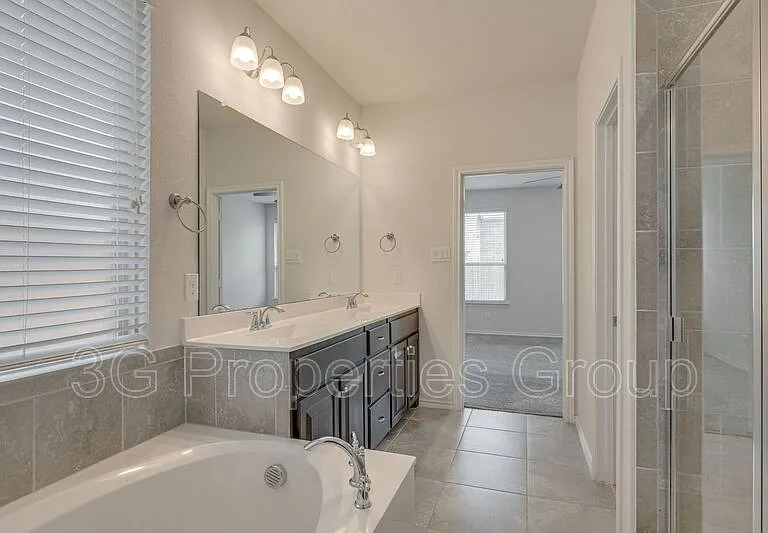 15712 Buffalo Nickel Dr — Photo 29