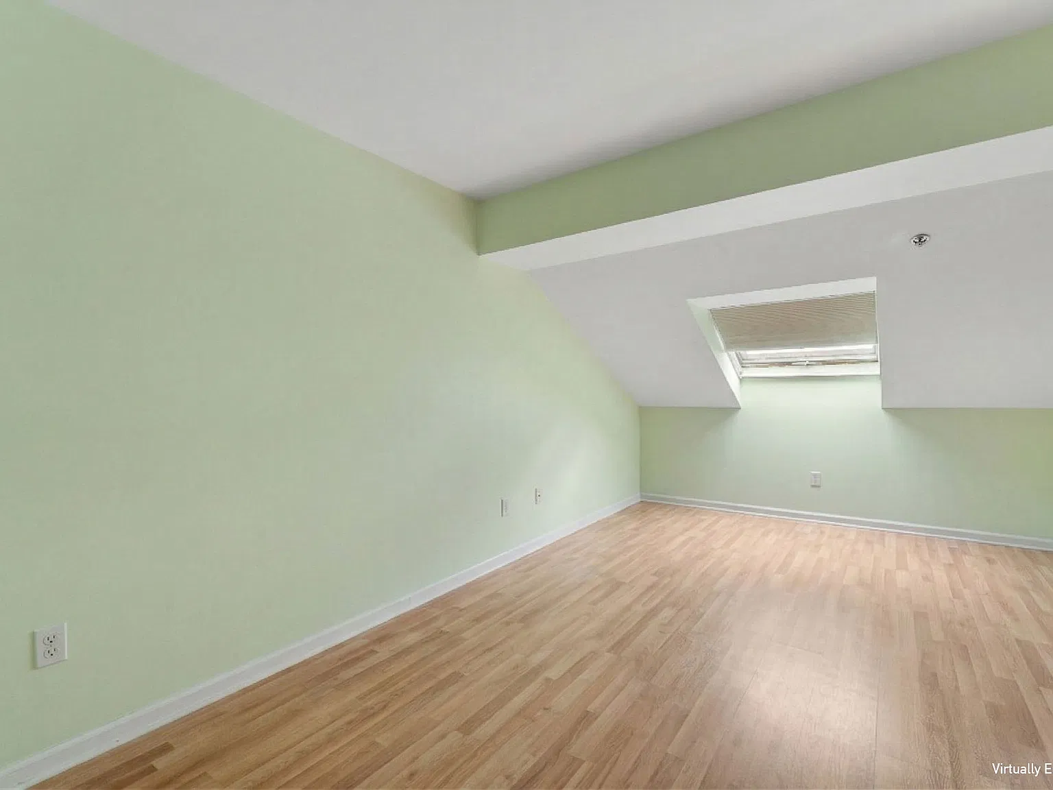1 bed, 688 sqft, $1,750 — Photo 4