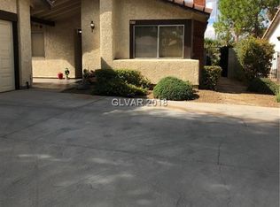 4417 Live Oak Dr, Las Vegas, NV 89121