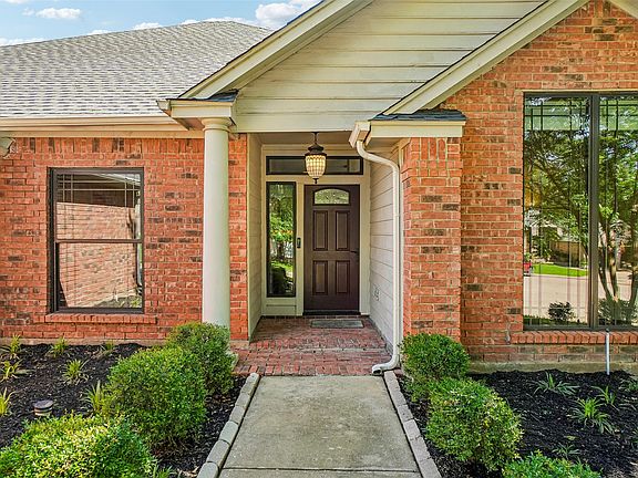 2nd image of 2609 Creekside Way