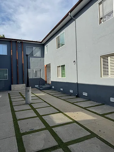 1167 So. Fairfax Apts. Photo 1