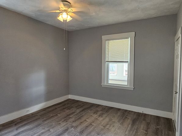 1-5 West St #1R