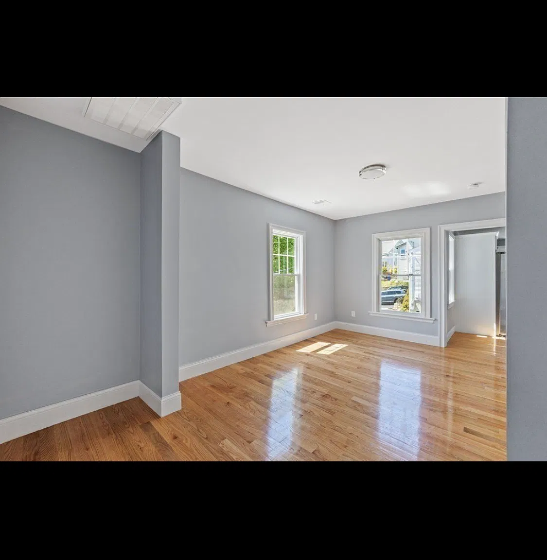 2 bed, 925 sqft, $2,800 — Photo 3