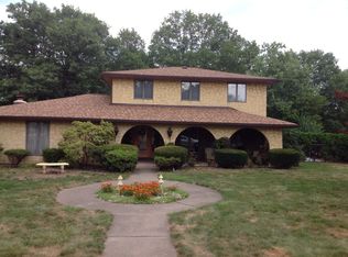 209 Monroe Ave, Old Forge, PA 18518