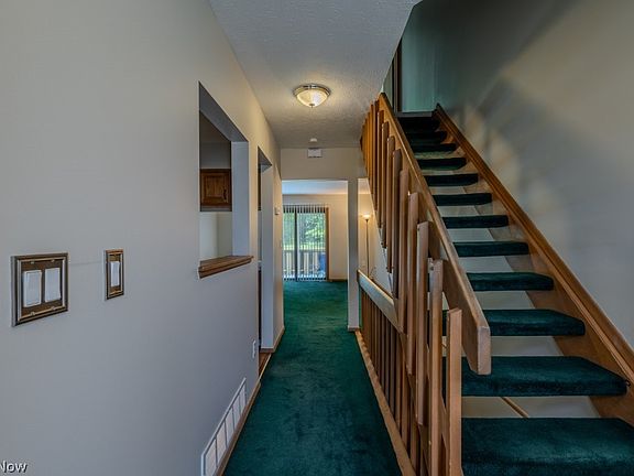 4th image of 5514 Sandpiper Dr