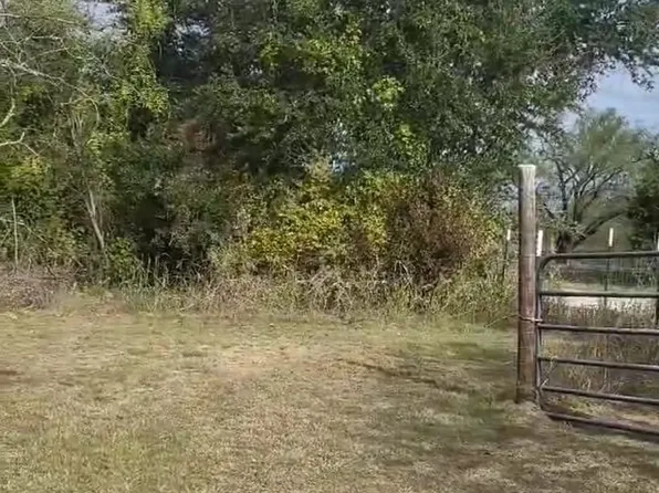 200 Private Road 1402, Morgan, TX 76671