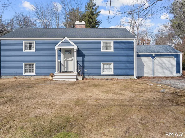 89 Green Meadow Road, Milford, CT 06461