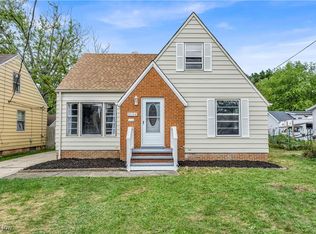 5154 Anthony St, Maple Heights, OH 44137