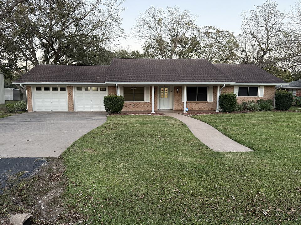 1st image of 115 Irwin Rd