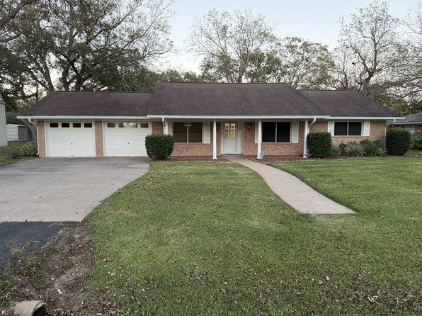 (undisclosed Address)