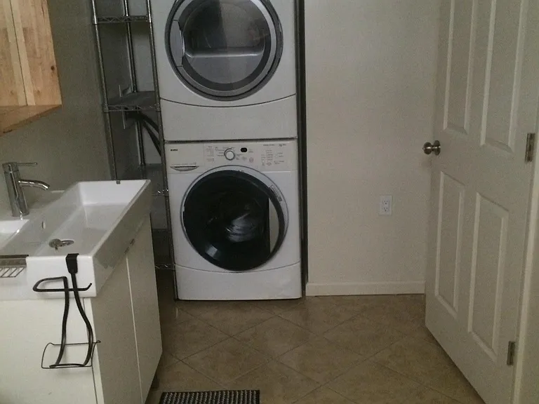 1537 Denniston St #G — Photo 31