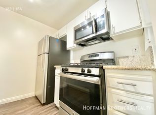 1727 Grismer Ave #106, Burbank, CA 91504